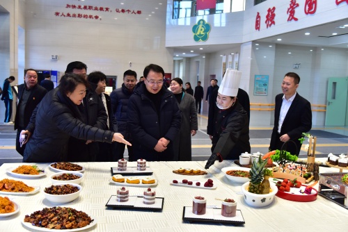 图为活动现场